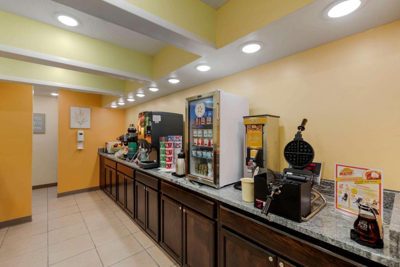 Quality Inn Hamilton Extérieur photo