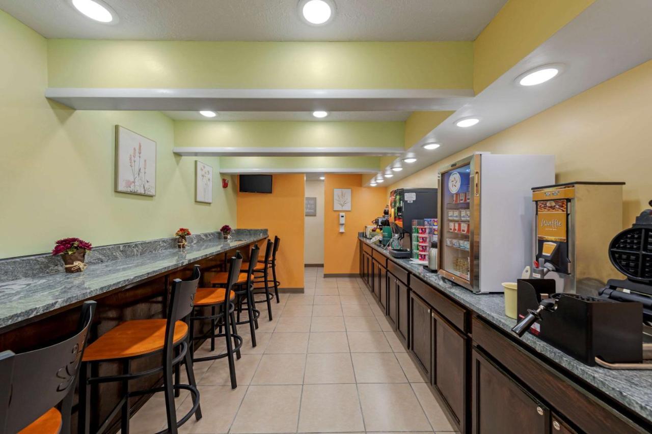 Quality Inn Hamilton Extérieur photo